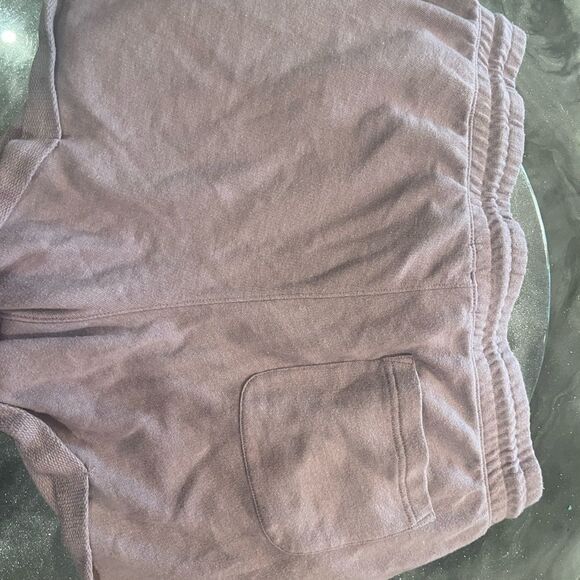 17 Birdie Roll Hem Shorts from Stitch Fix! - Picture 6 of 8